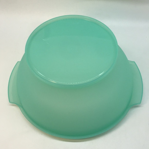Tupperware Servalier Salad Bowl 4.3 Liter - Picture 6 of 12